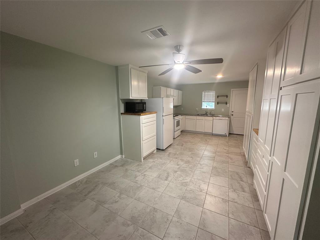 15149 Austin Road, Willis, TX 77378, Frontier Lakes Lake Conroe Realty