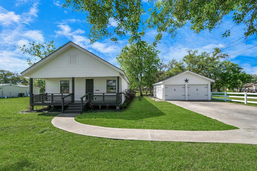 1527 Scott Street, La Marque, TX 77568