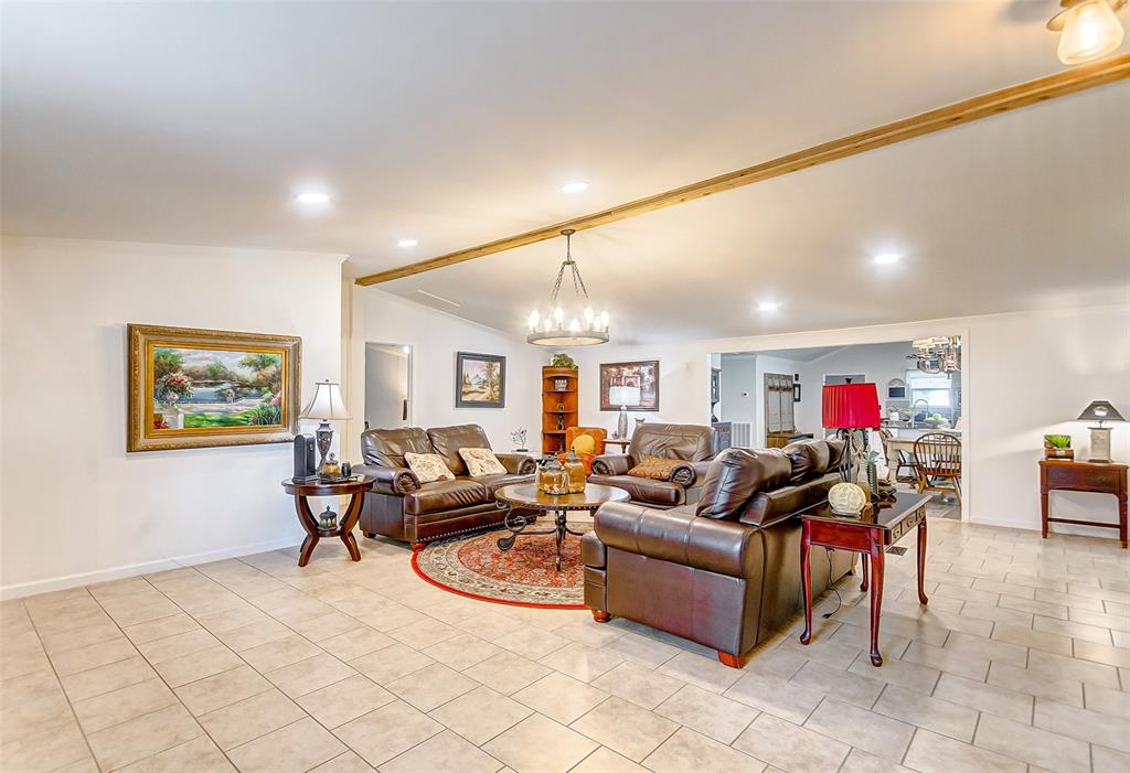 24395 Creekwood Dr, Splendora, TX 77372