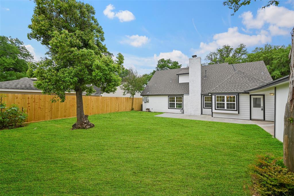 14550 Chadbourne Dr, Houston, TX 77079