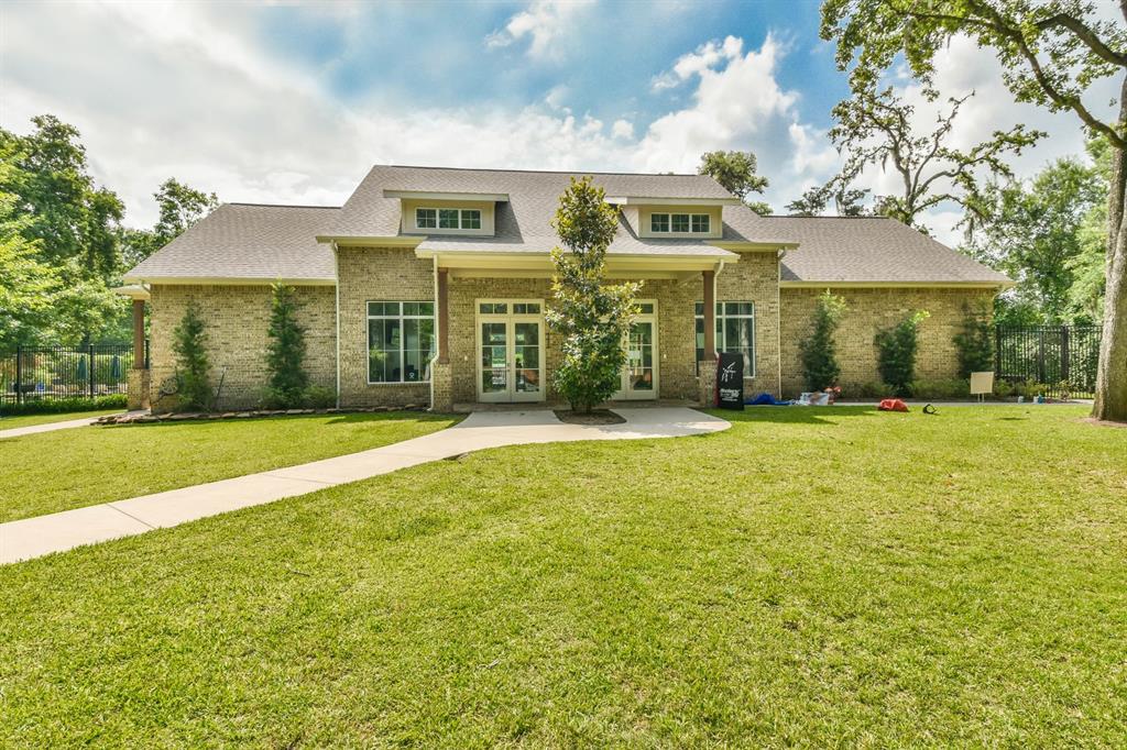 14550 Chadbourne Dr, Houston, TX 77079