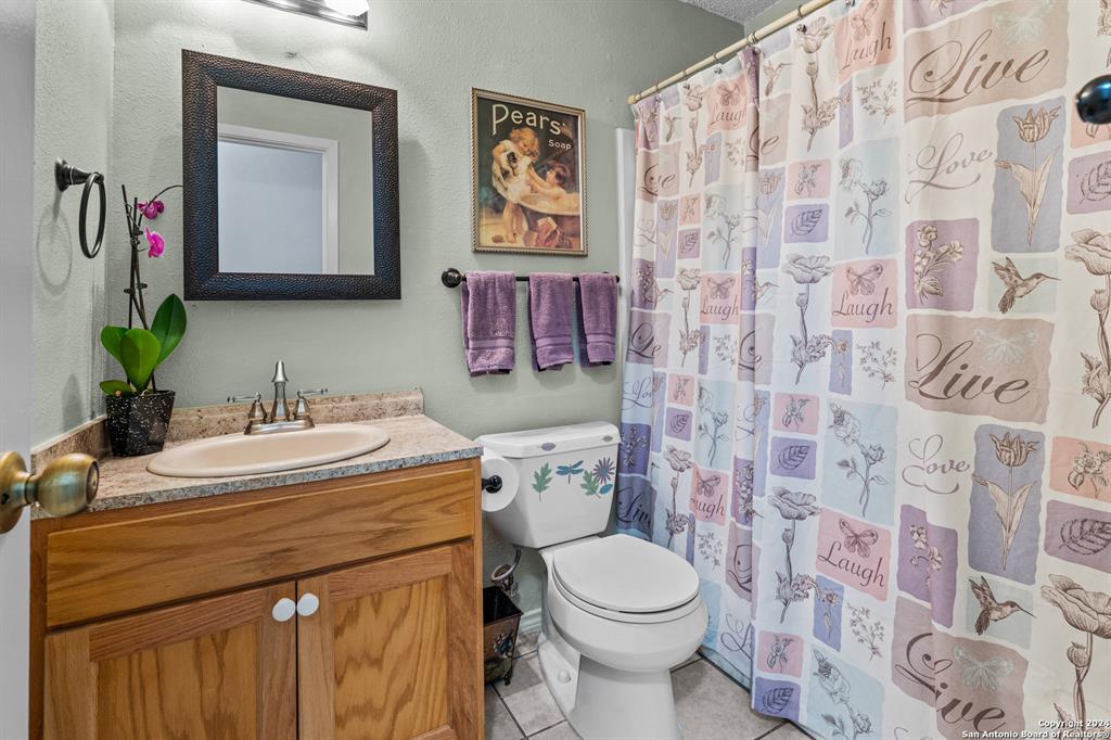 9582 CAMPTON FARMS, San Antonio, TX 782501716