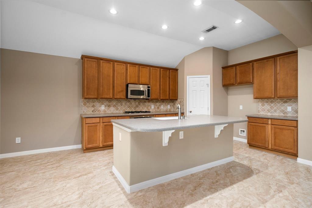 25636 Peppermill Creek Dr, Porter, TX 77365