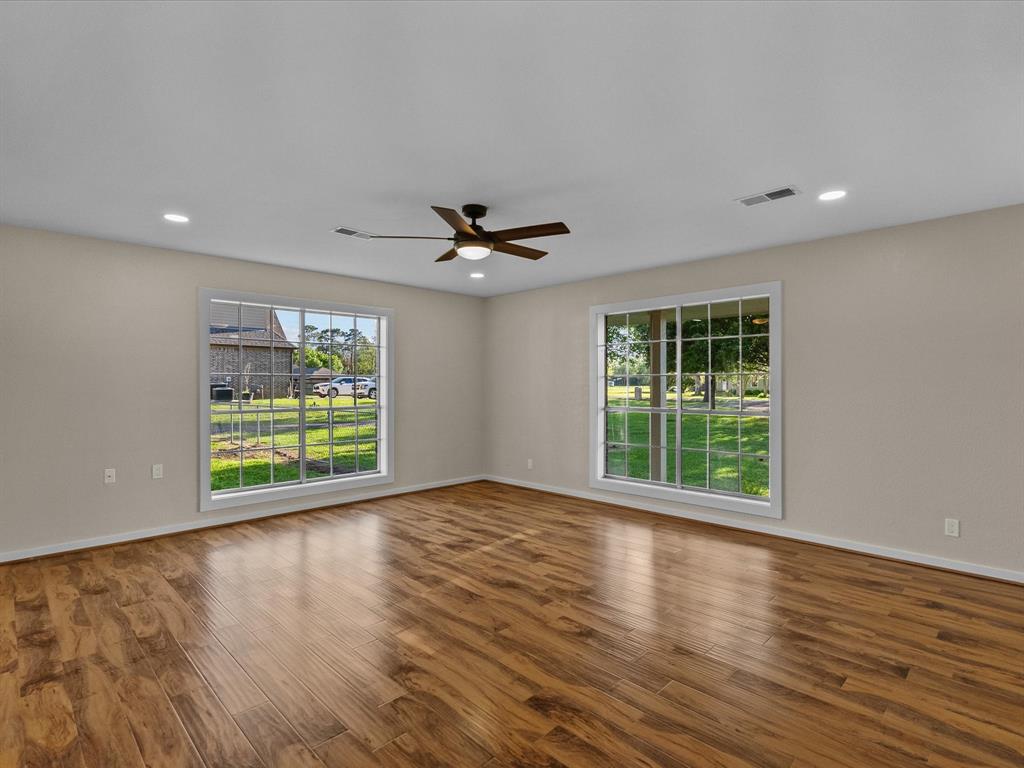 4123 Avenue P, Santa Fe, TX 77510