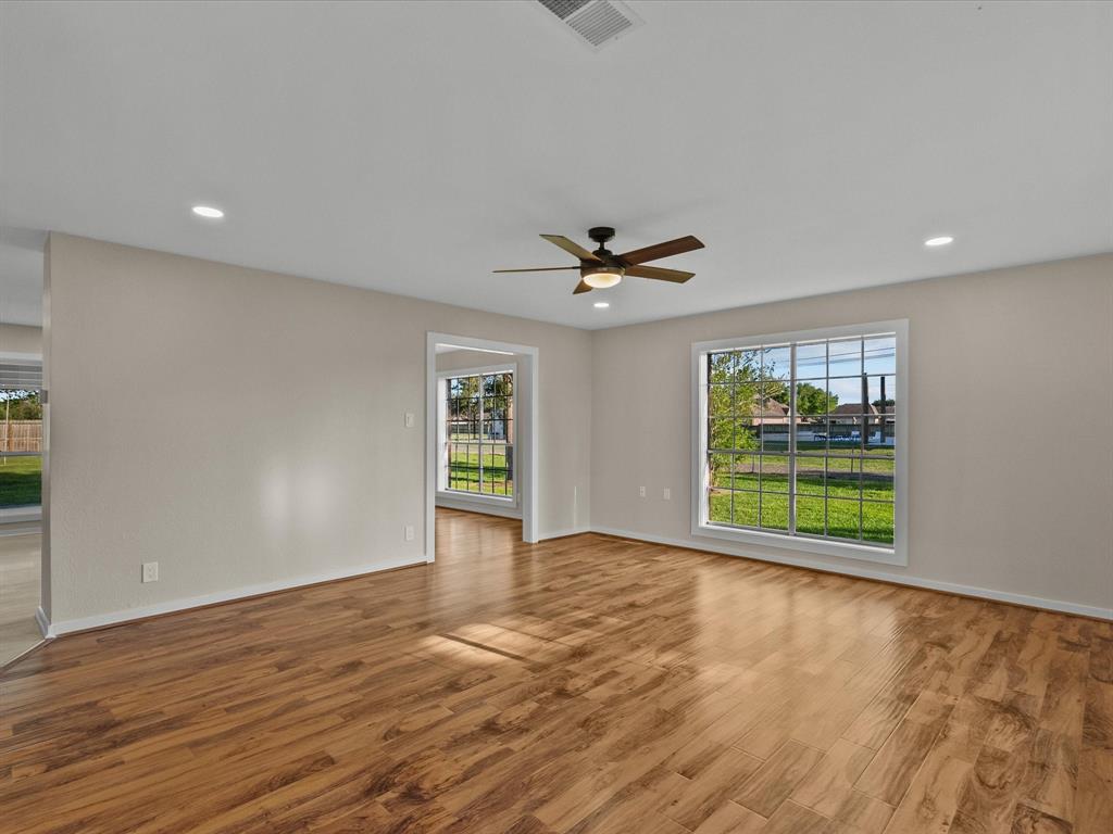 4123 Avenue P, Santa Fe, TX 77510