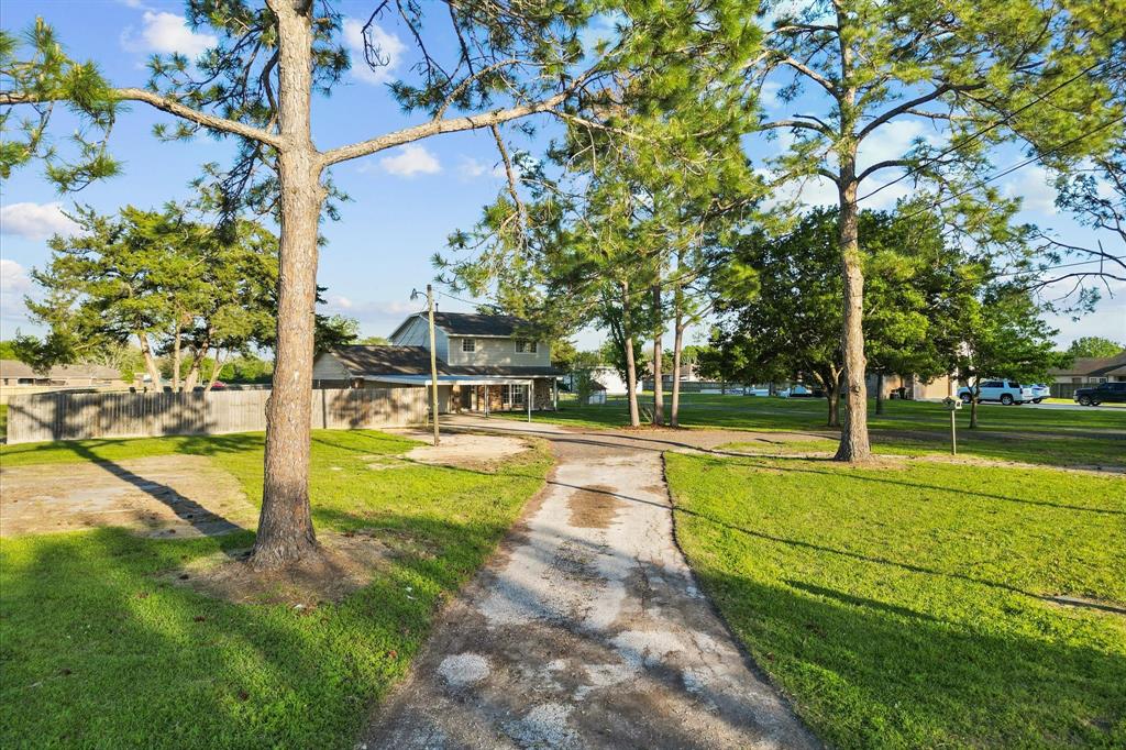 4123 Avenue P, Santa Fe, TX 77510