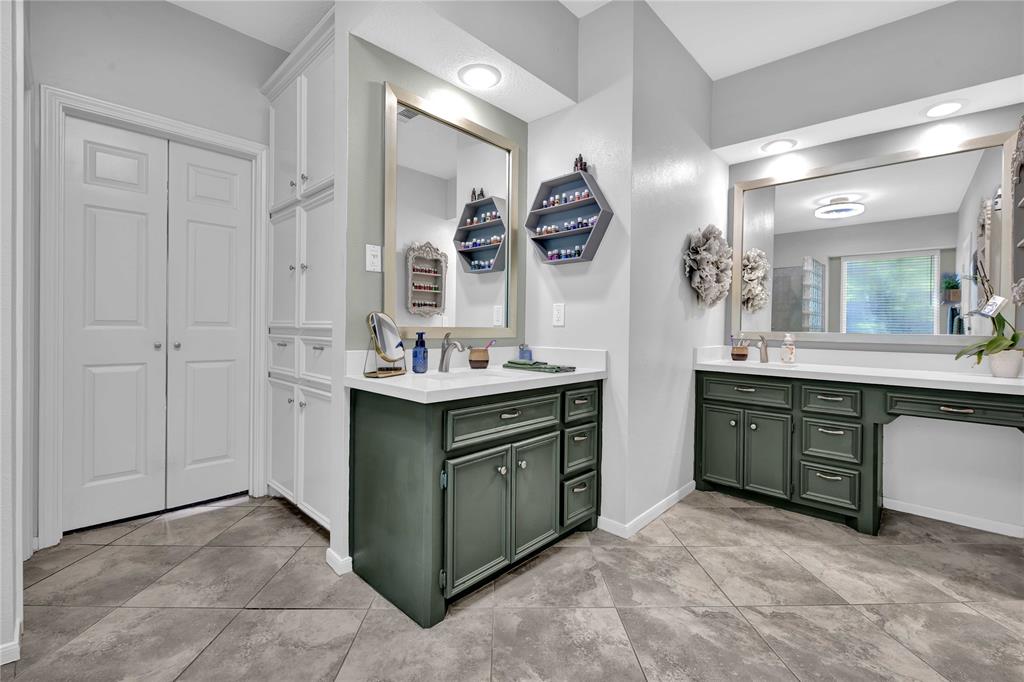 5802 Berkshire Hills Dr, Kingwood, TX 77345