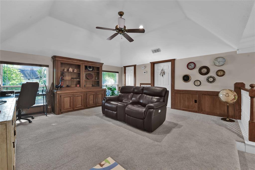 5802 Berkshire Hills Dr, Kingwood, TX 77345