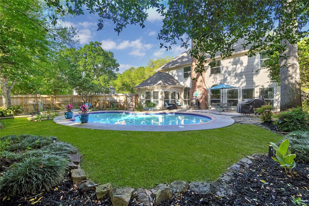 5802 Berkshire Hills Dr, Kingwood, TX 77345