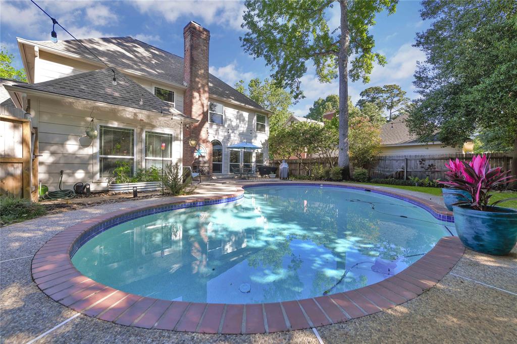 5802 Berkshire Hills Dr, Kingwood, TX 77345