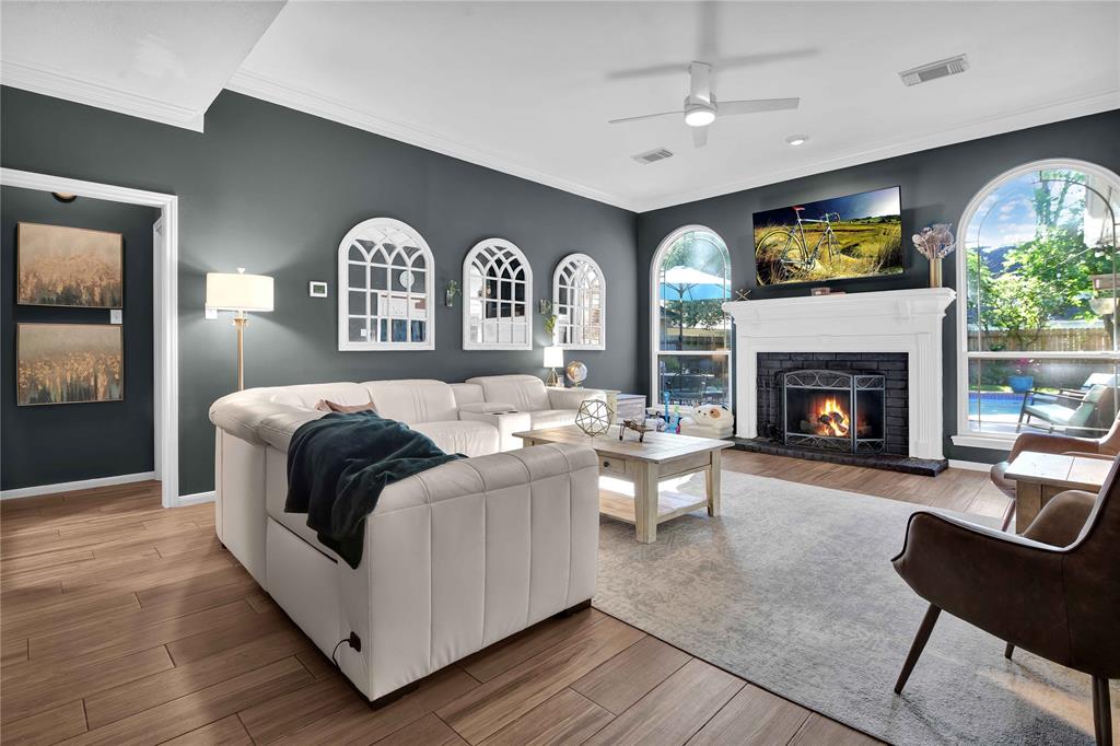 5802 Berkshire Hills Dr, Kingwood, TX 77345