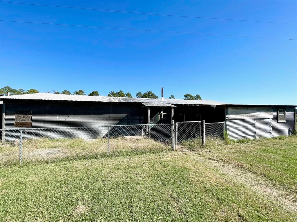 4018 State Highway 19 S, Lovelady, TX 75851
