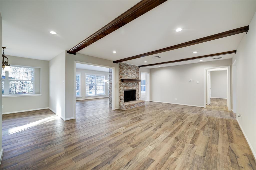 10822 Tupper Lake Dr, Houston, TX 77042