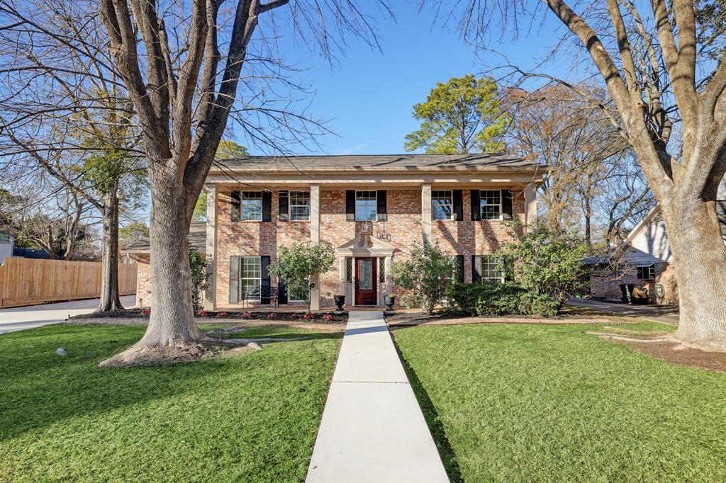 10822 Tupper Lake Dr, Houston, TX 77042