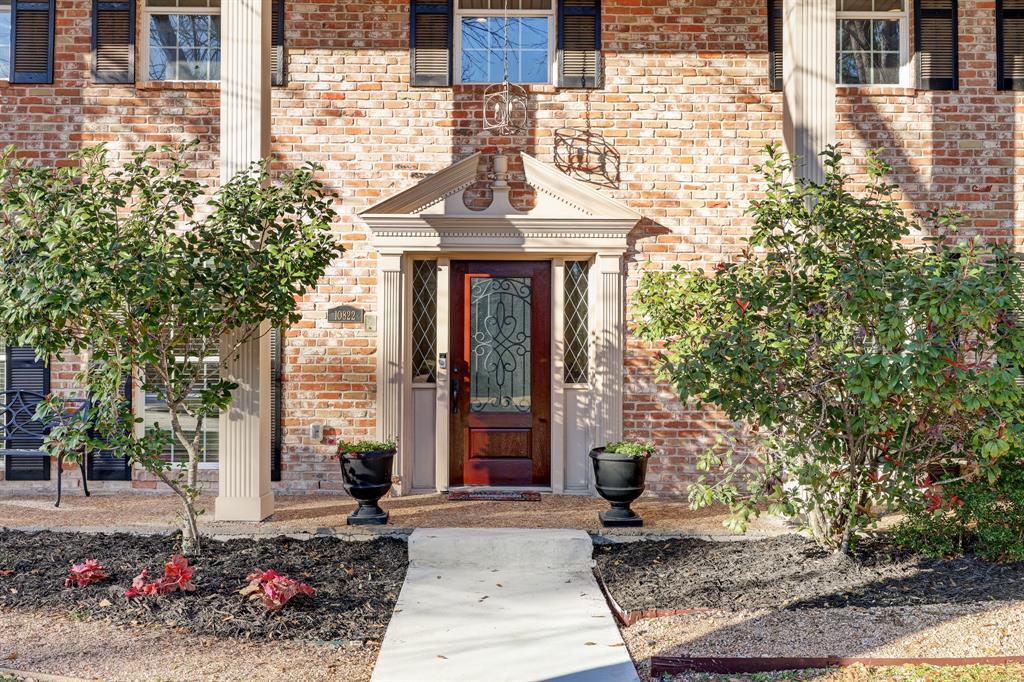 10822 Tupper Lake Dr, Houston, TX 77042