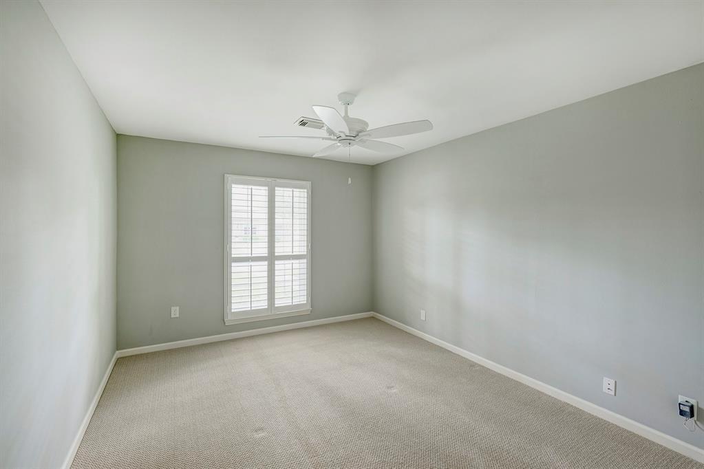 10710 Tupper Lake Dr, Houston, TX 77042