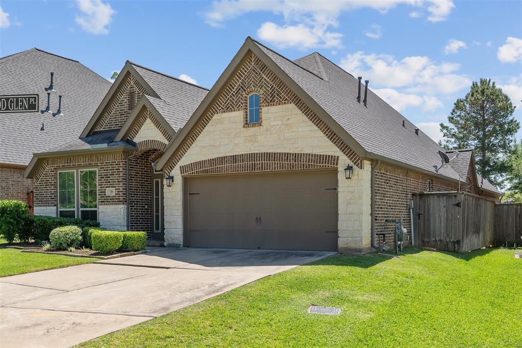 139 N Greatwood Glen Pl, Montgomery, TX 77316