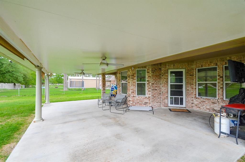 5306 Avenue P, Santa Fe, TX 77510