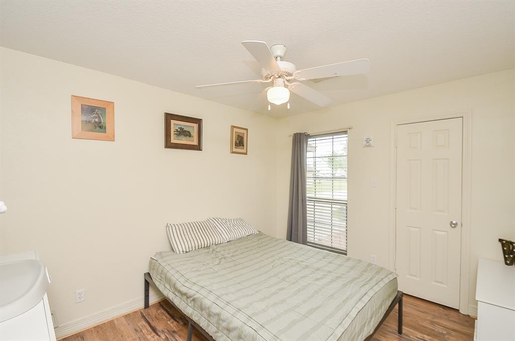 5306 Avenue P, Santa Fe, TX 77510