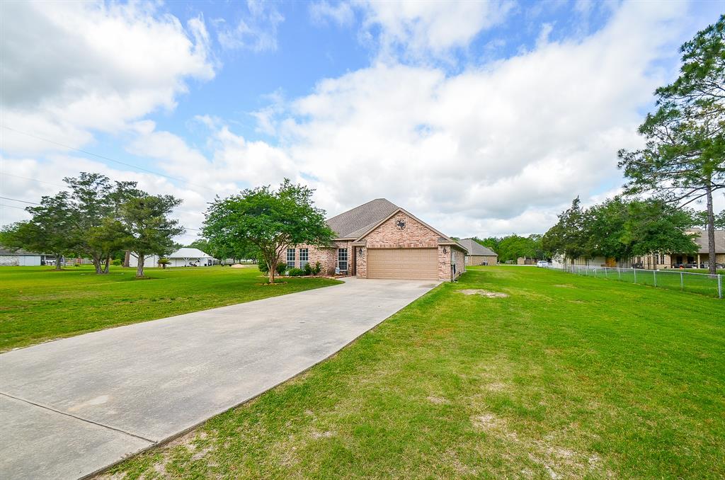 5306 Avenue P, Santa Fe, TX 77510