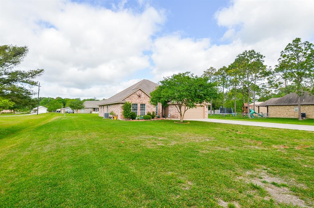 5306 Avenue P, Santa Fe, TX 77510