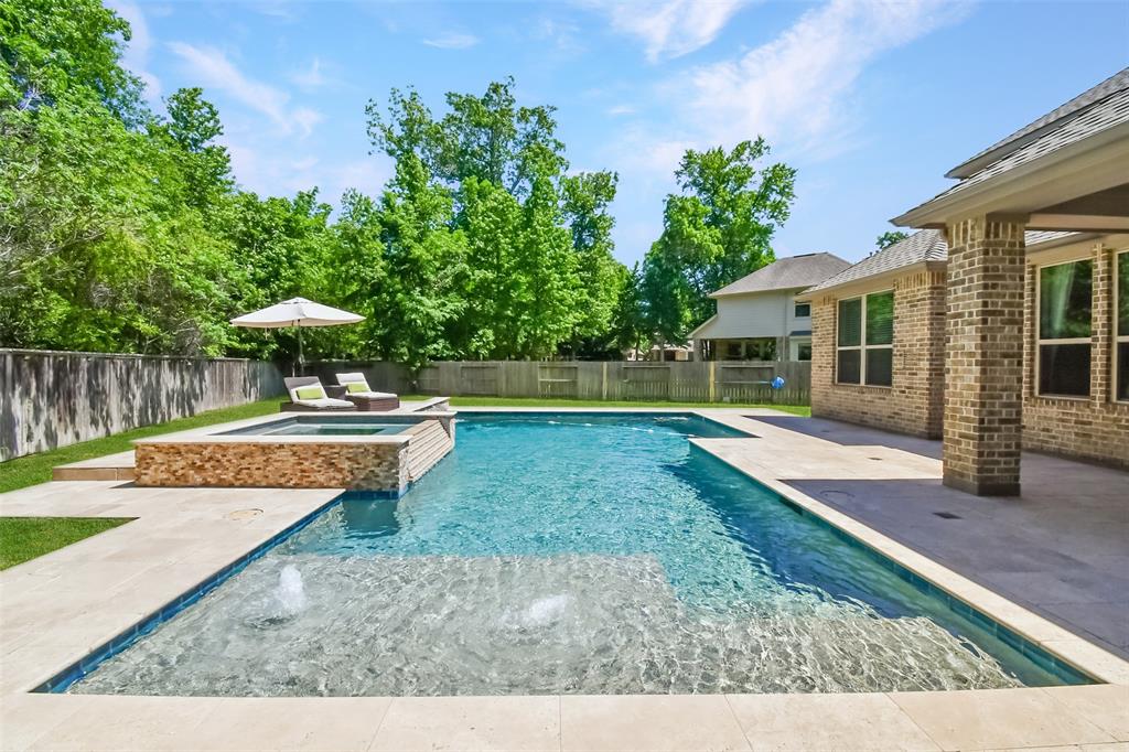 143 Kaden Creek Pl, Montgomery, TX 77316