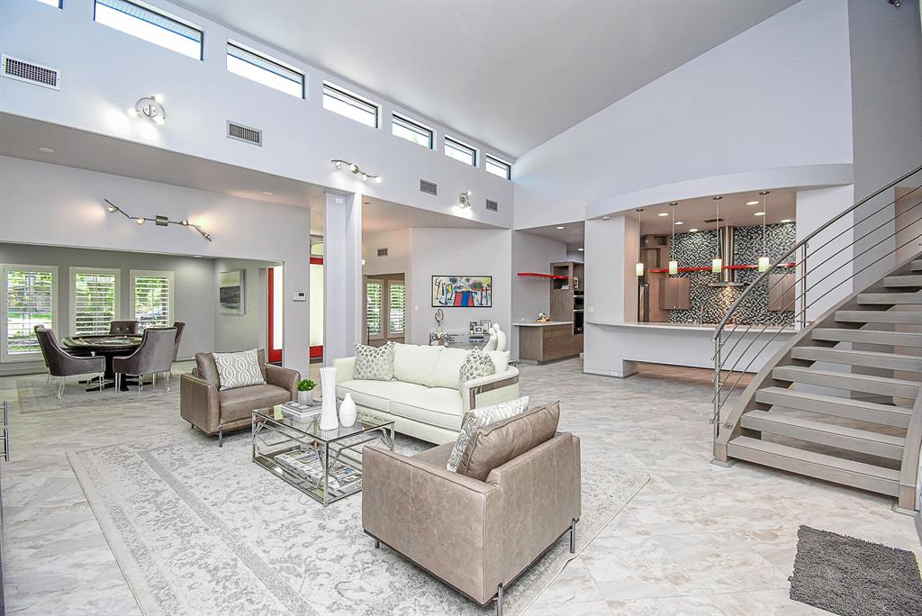 15402 Lakeview Dr, Jersey Village, TX 77040