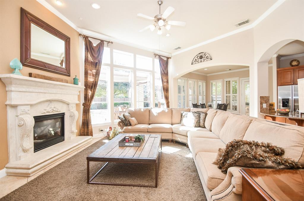 8410 Buffalo Creek Dr, Richmond, TX 77406