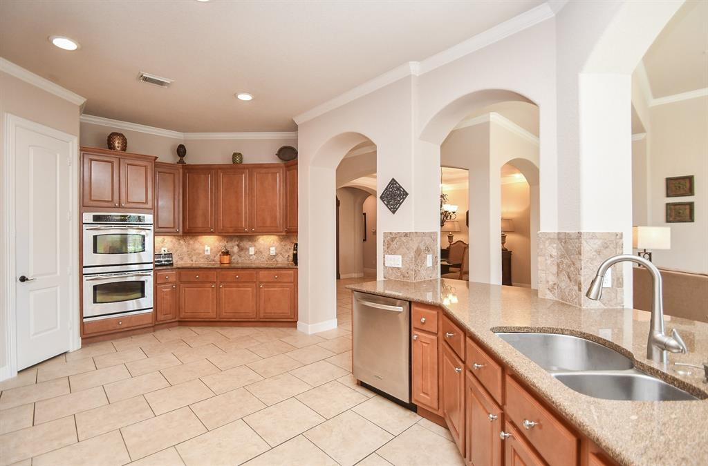 8410 Buffalo Creek Dr, Richmond, TX 77406