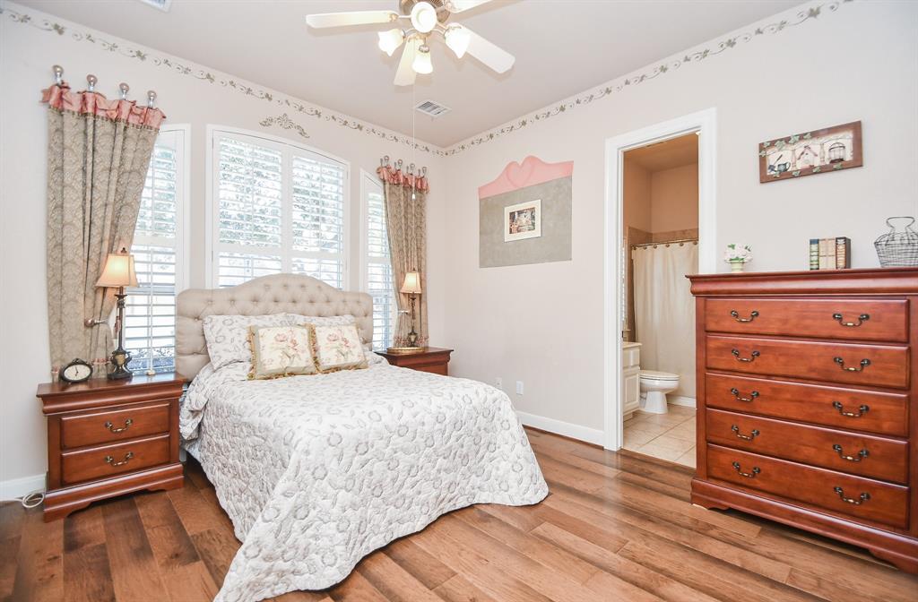 8410 Buffalo Creek Dr, Richmond, TX 77406