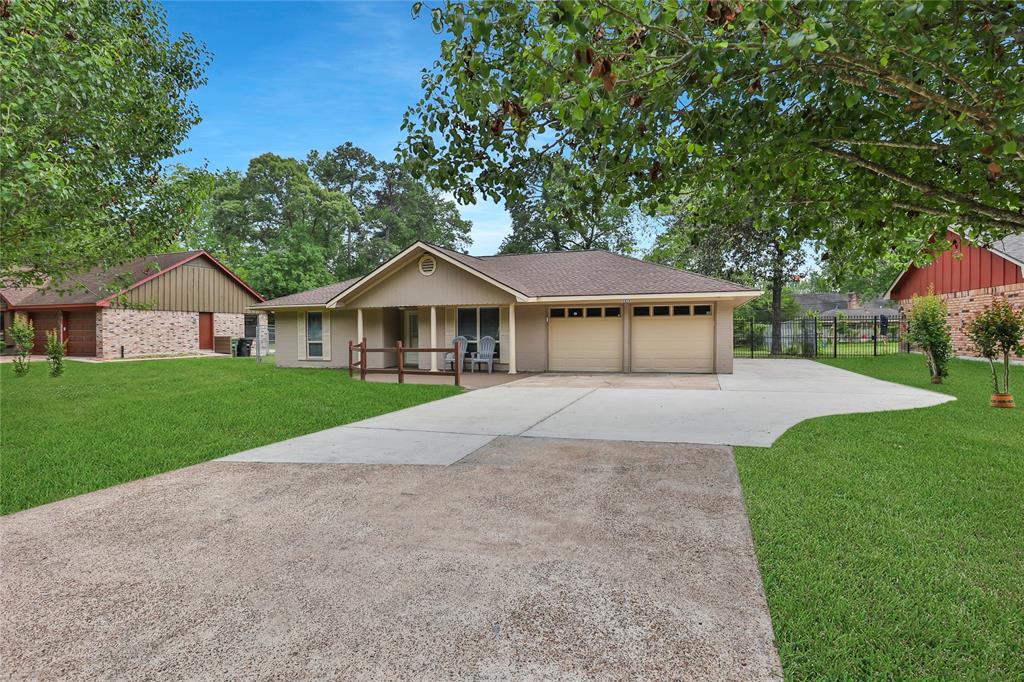 1618 Hamblen Rd, Kingwood, TX 77339