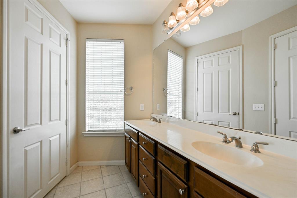 7575 Kirby Dr 1413, Houston, TX 77030