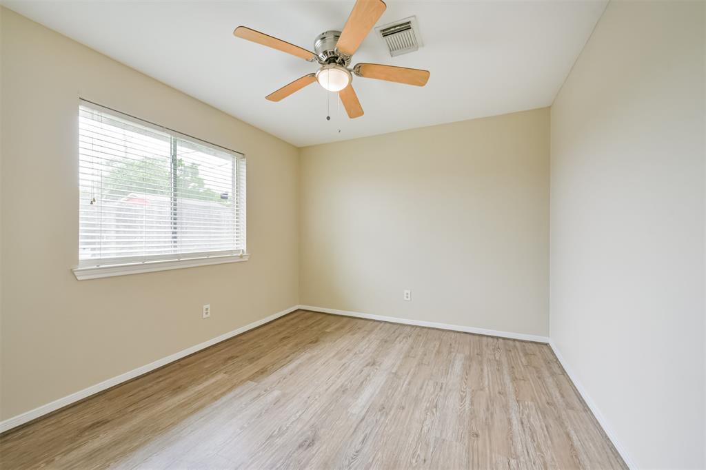 431 Westward Ave, La Marque, TX 77568