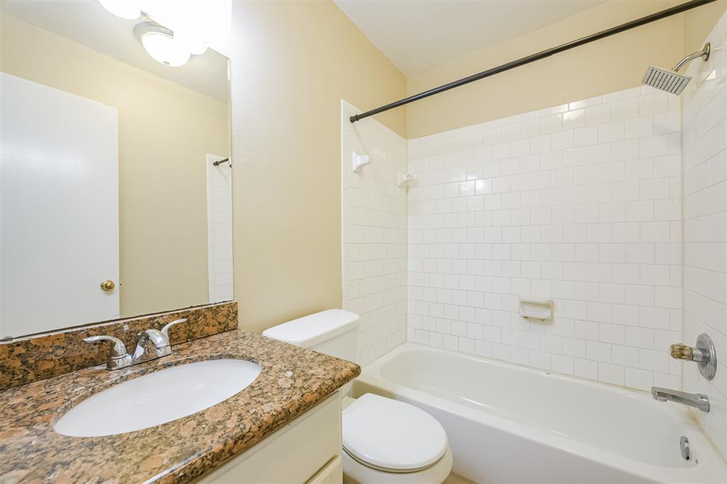 431 Westward Ave, La Marque, TX 77568