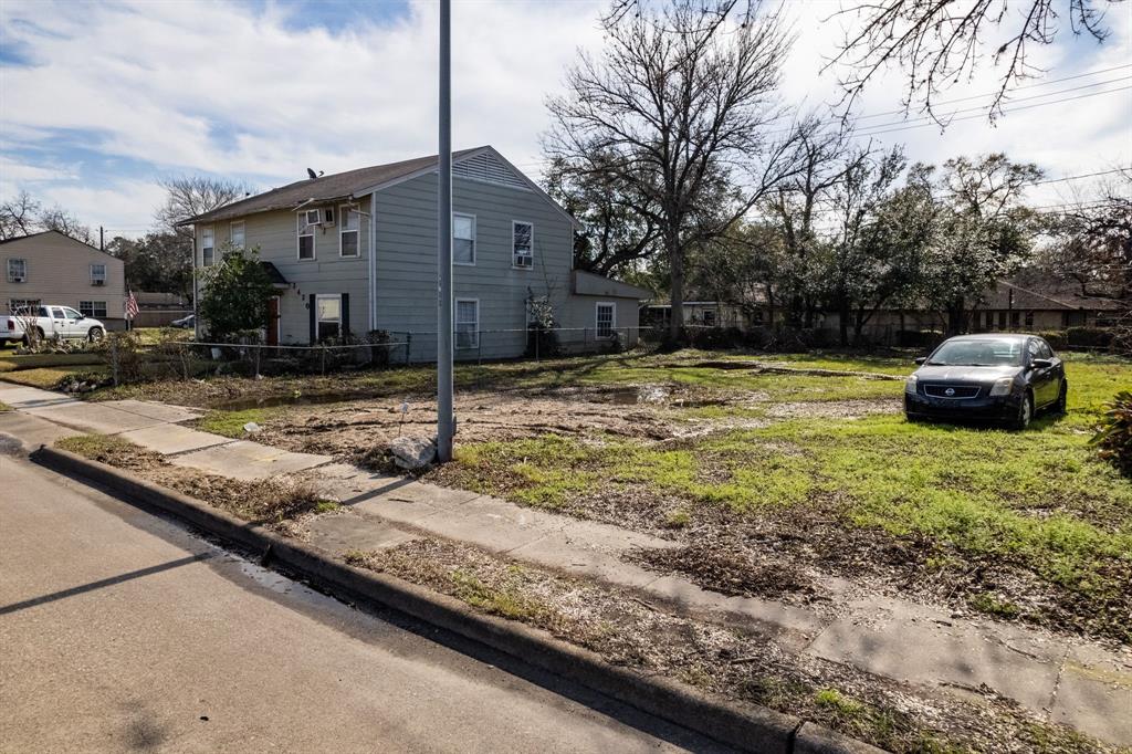3418 Blodgett Street, Houston, TX 77004