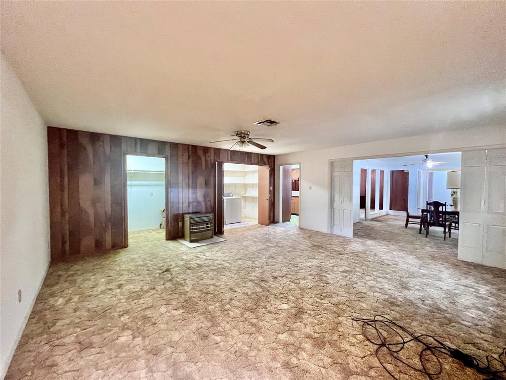 1111 Kelving Way, Wharton, TX 77488