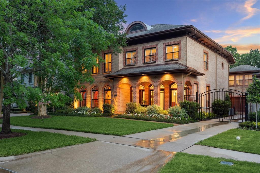 4125 Coleridge Street, West University Place, TX 77005