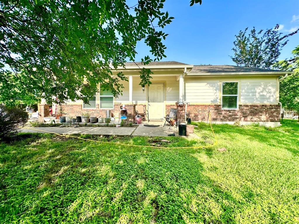 5220 Bayou Blvd, Baytown, TX 77521