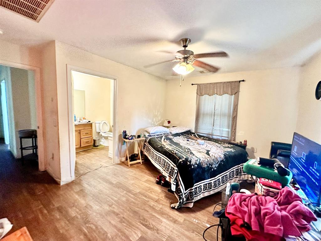 5220 Bayou Blvd, Baytown, TX 77521