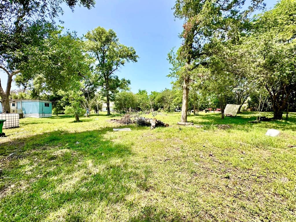 5220 Bayou Blvd, Baytown, TX 77521