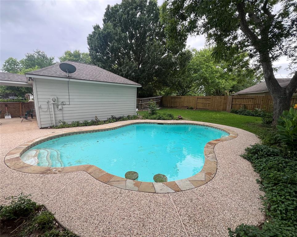 7110 Greatwood Glen Ct, Sugar Land, TX 77479