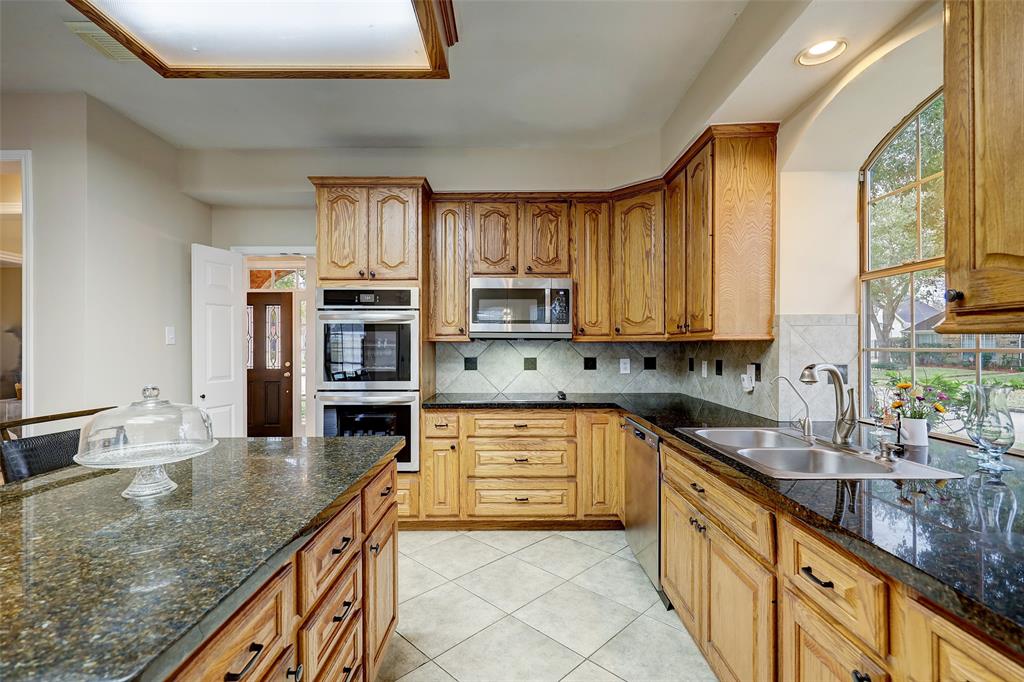 7110 Greatwood Glen Ct, Sugar Land, TX 77479