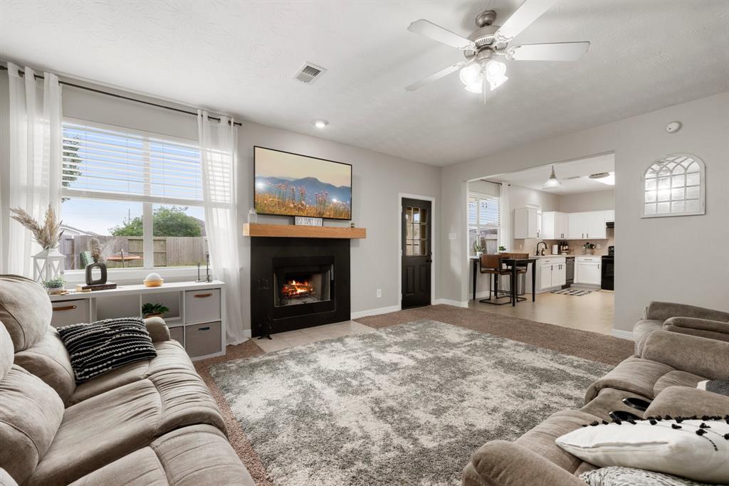 14926 Lanai Dr, Baytown, TX 77523