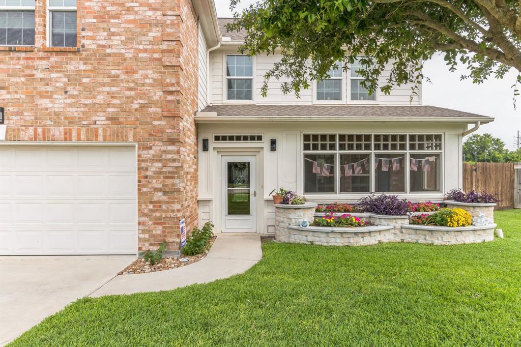 3311 Aberdeen Court, Bay City, TX 77414