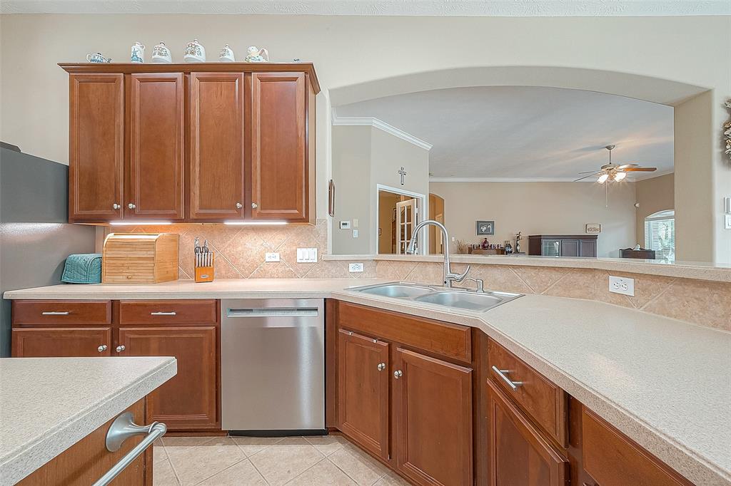 1803 Grayson Lakes Blvd, Katy, TX 77494