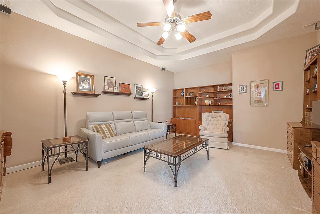 1803 Grayson Lakes Blvd, Katy, TX 77494