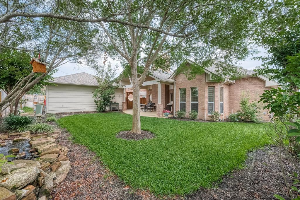 1803 Grayson Lakes Blvd, Katy, TX 77494