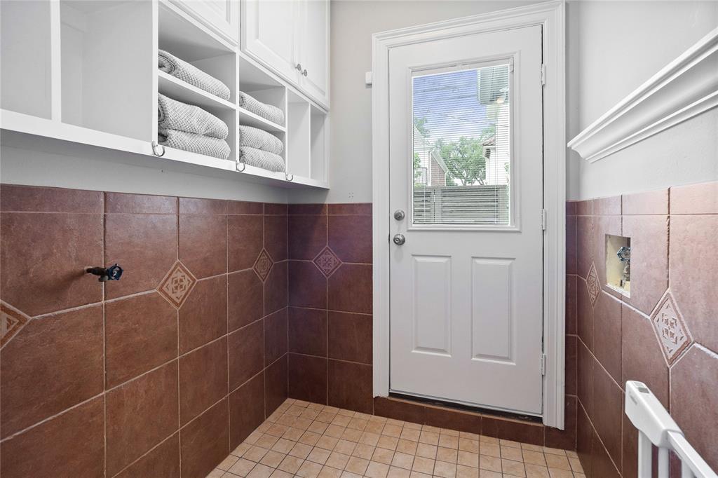 4604 Locust Street, Bellaire, TX 77401