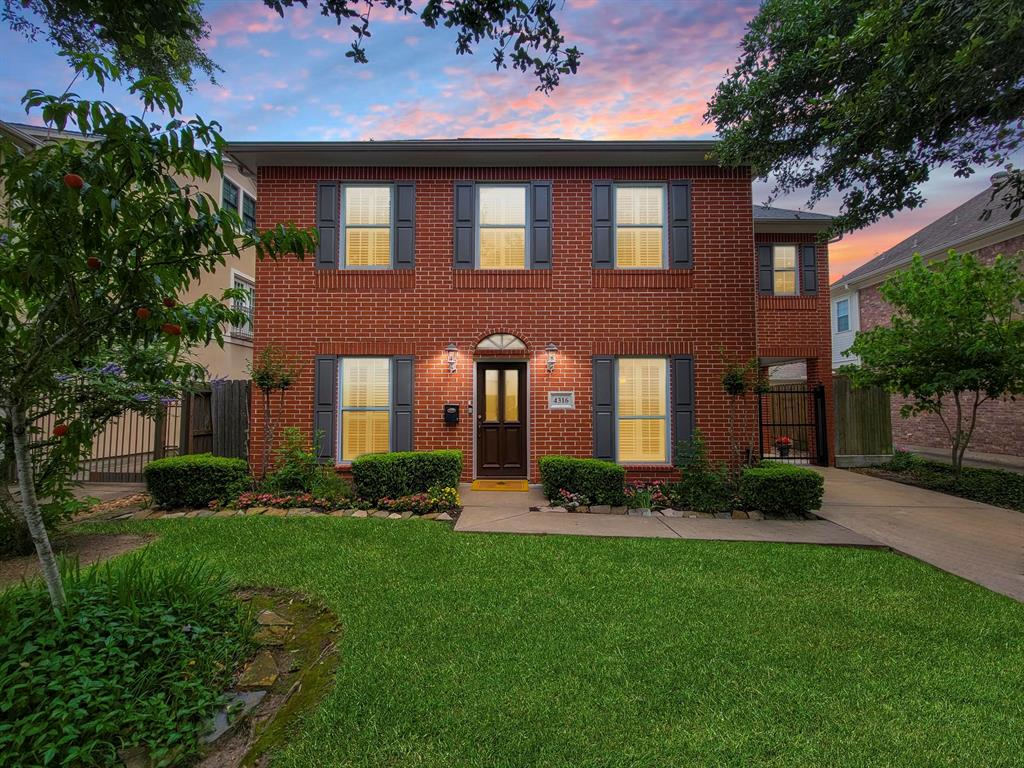 4316 Jonathan Street, Bellaire, TX 77401