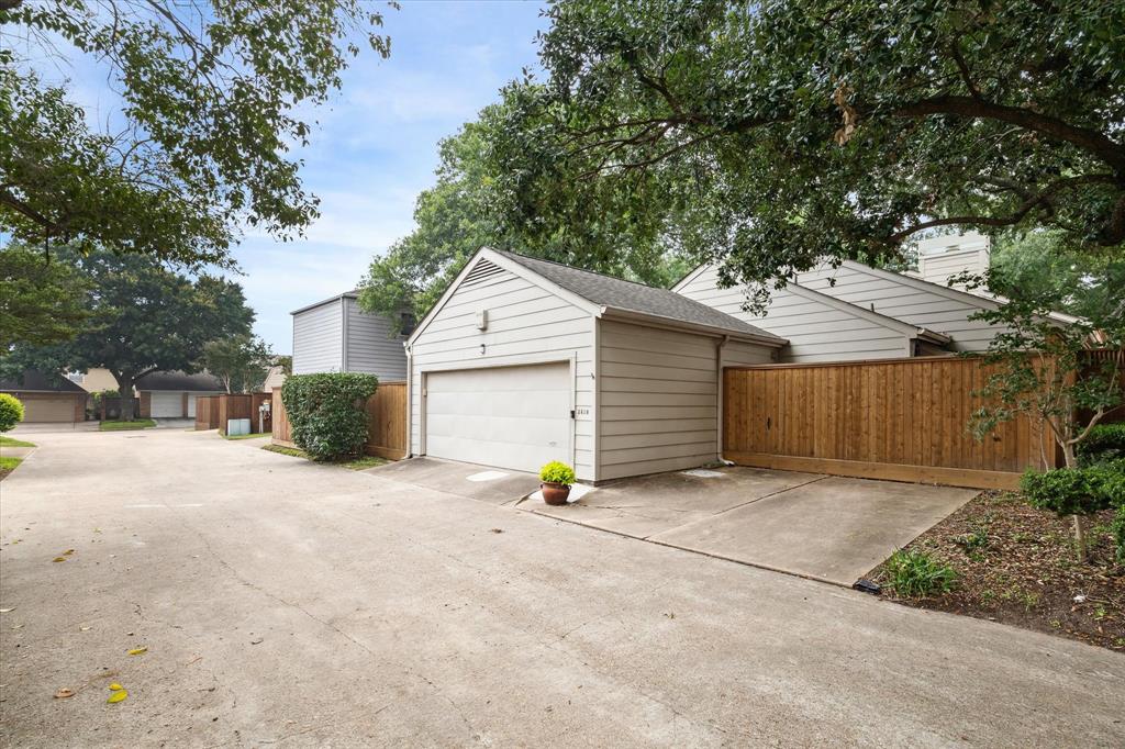 2610 Glen Haven Blvd, Houston, TX 77025